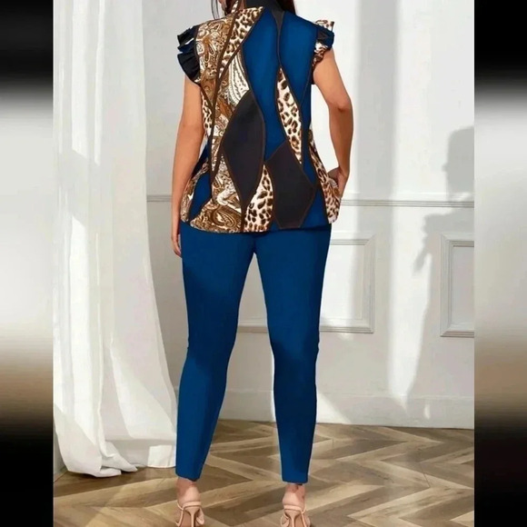 Women's Two Piece Set: Color Block Leopard Print Crop Top And Skinny - Picture 3 of 5